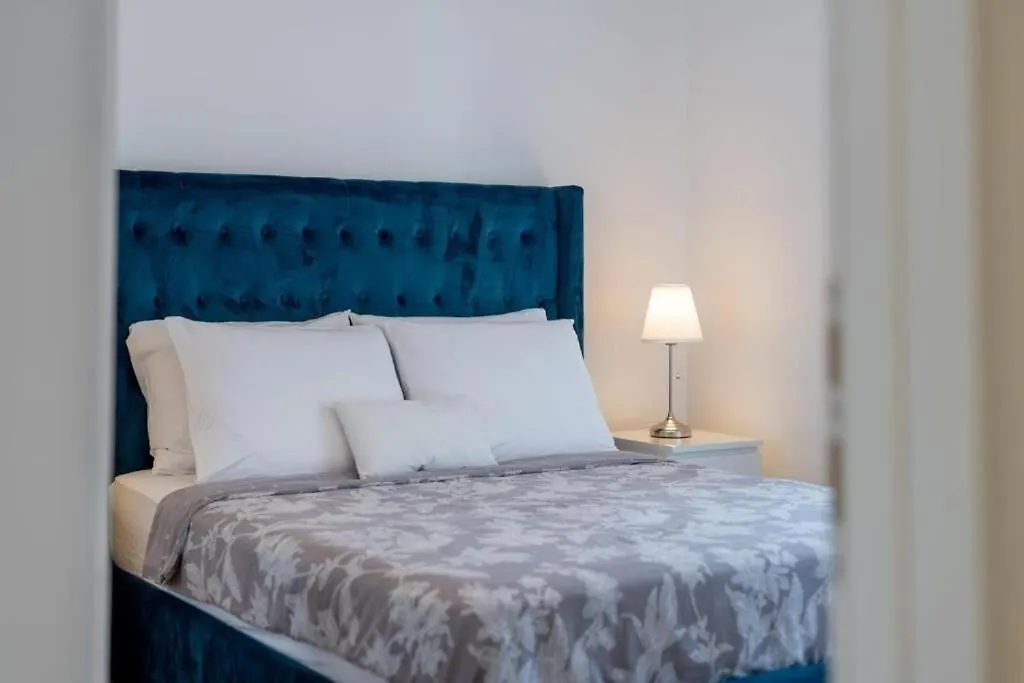 Apartment Oleandar Trogir