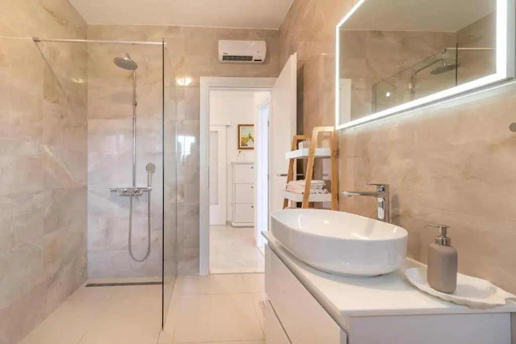 Apartment Oleandar Trogir Croatia