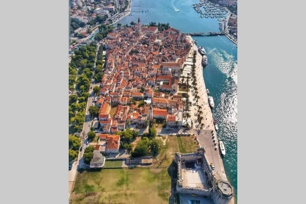 Apartment Oleandar Trogir Croatia